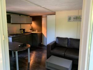 LAravone Lodge - Accommodation Details