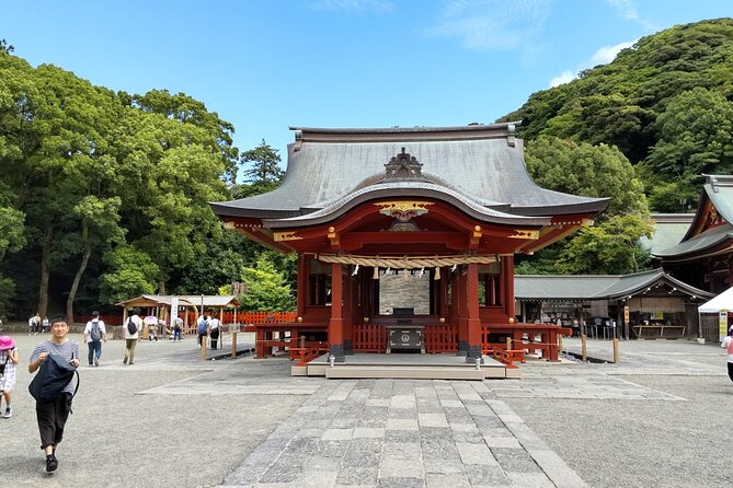 Learning History of Kamakura in Depth With a Certified Guide - Navigating Kamakuras Picturesque Streets