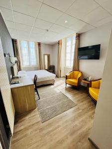 Logis Au Grand Hotel and Its Restaurant - Dining Options at the Hotel Restaurant