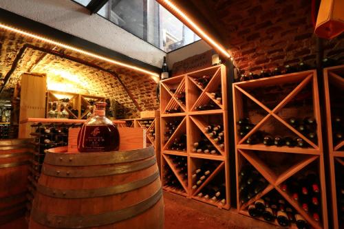 Logis Hôtel Centrotel and Spa Bulles Dallier - Amenities and Services Offered