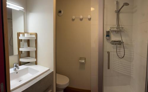 Logis Hôtel Des Messageries - Guest Experience and Reviews