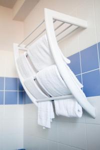 Logis Hotel Du Commerce - Guest Ratings and Reviews