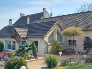 Logis Hôtel La Rosière - Amenities and Services