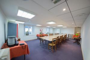 Logis Hotel Restaurant Barrey - Dining Options