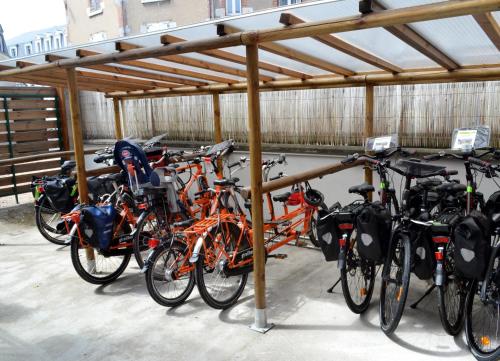 Logis Hotel Restaurant THE MONARCH - Guest Experiences and Reviews