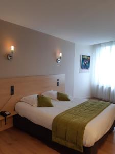 Logis Hotel The Great Deer - Facilities and Amenities