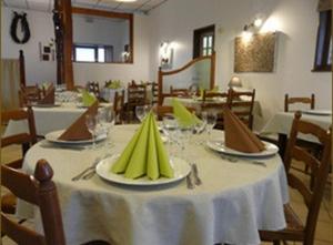 LOGIS - Inn of the Dove - Dining Options at LA FERME GOURMANDE