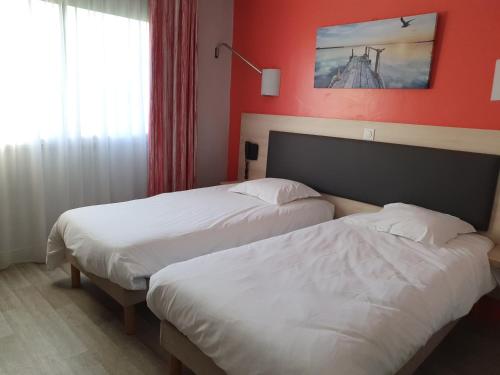 Motel 15 - Room Features and Amenities