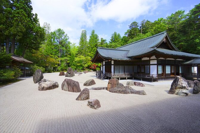 Mount Koya, Wakayama and Nachi Waterfall Tour - Kongobu-ji Temple Experience