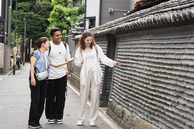 Nezu Shrine and Yanaka: Morning Downtown Walking Tour - Inclusions