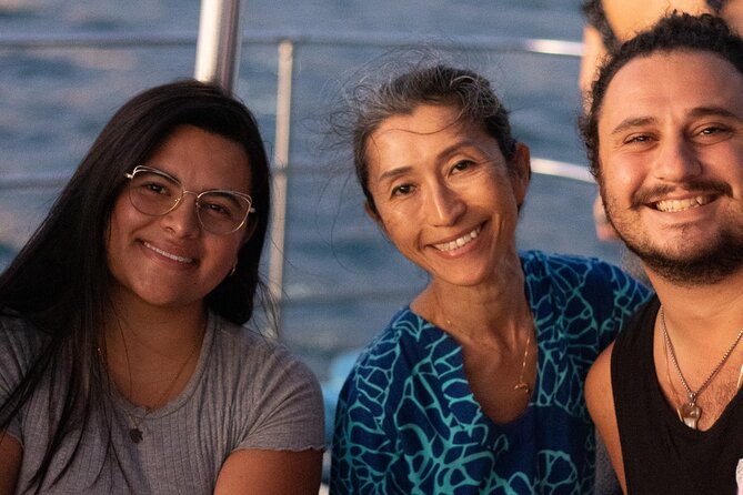 Oahu, Waikiki Sunset Catamaran Boat Tour - Health and Accessibility