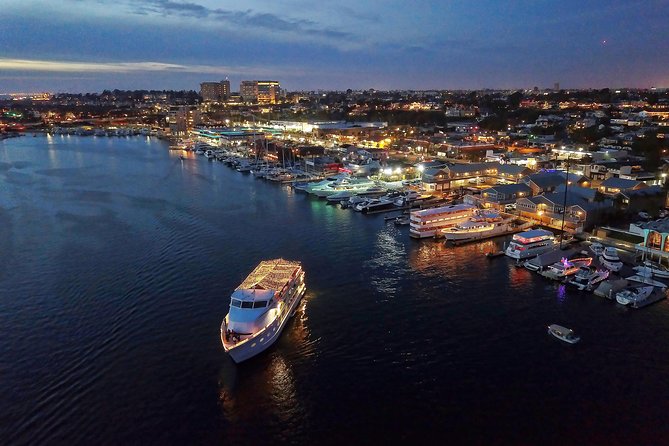 Orange County Premier Dinner Cruise From Newport Beach - Amenities and Inclusions for Guests