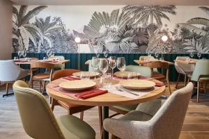 Originals Boutique, Hotel Larivaut, Puy-Guillaume - Amenities and Facilities