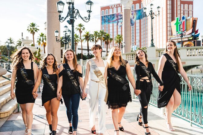 Personal Travel and Vacation Photographer Tour in Las Vegas - Professional Photographer Experience