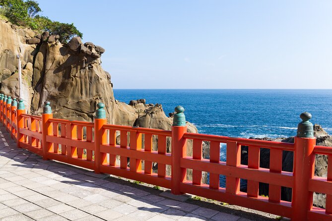 Private 1 Day Tour to Kamakura: Sea, Temples, and Coastal Scenery - Pickup and Accessibility