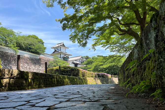 Private Bespoke Kanazawa Walking Tour - Meeting and Pickup