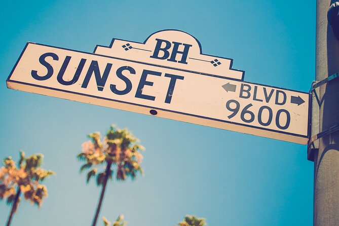 Private Hollywood and Celebrity Homes Bus Tour - What to Expect During the Tour