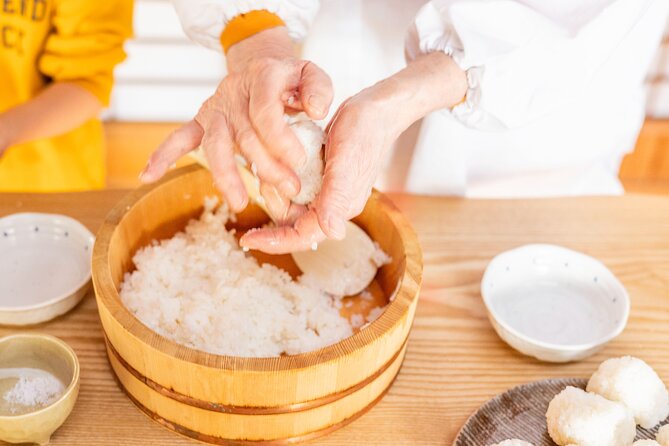 Private Onigiri Experience in Japan - Preparing Onigiri