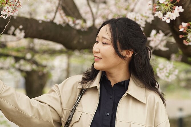 Private Photoshooting Tour in Osaka - Accessibility and Participation