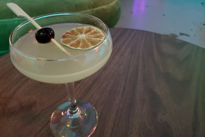 Private Seattle Cocktail Tour - Public Art and Landmarks