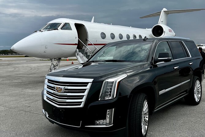 Private SUV Limo Services in Miami FL - Pickup and Drop-off Flexibility