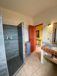 Residence of the Oso Bridge - Amenities and Facilities