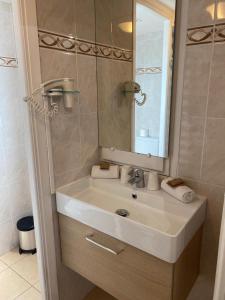 Resothel Le Gabian - Guest Policies