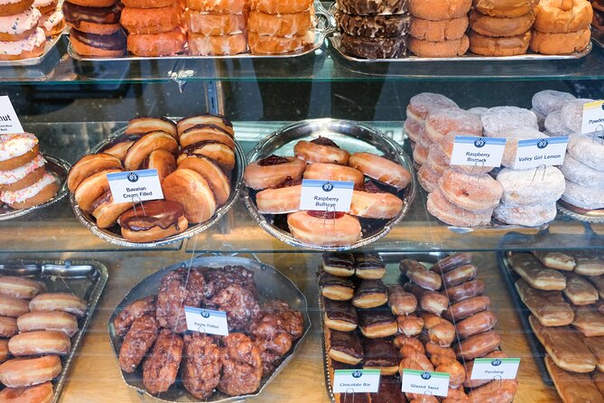 Seattle Holiday Donut Adventure & Walking Food Tour - Whats Included in the Experience