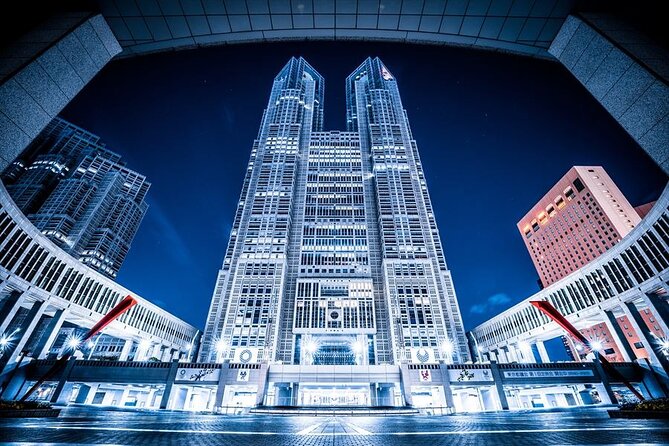 Shinjuku Night Tour and Explore Tokyo Neon Wonderland - Discovering Hidden Gems