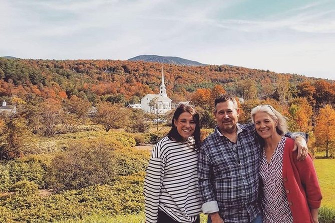 Small Group Tour in Stowe, Vermont - Exploring Stowes Local Boutiques