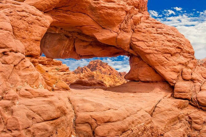Small Group Valley of Fire Half Day Hiking Tour From Las Vegas - Guest Experiences and Feedback