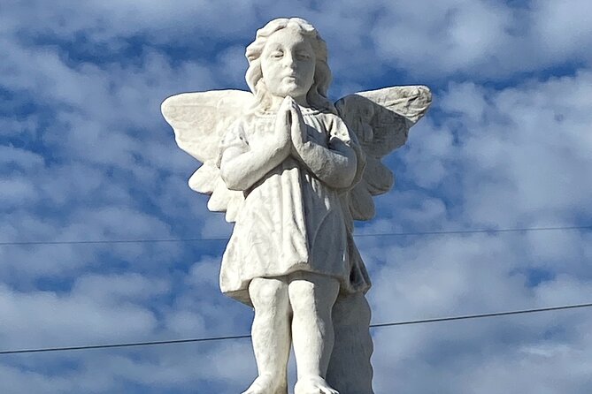 St. Roch Cemetery Tour - Tour Experience and Highlights