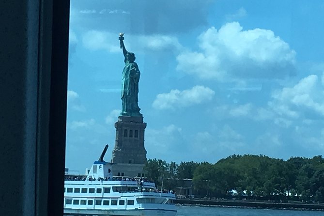 Statue of Liberty Ellis Island With Pre-Ferry Tour - Guided Tour Options