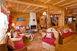 The Chalet in the Hô - Discovering the Surroundings: Attractions and Activities