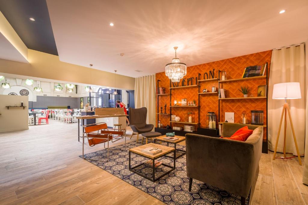 The Originals Boutique, Hotel Le Londres, Saumur - Dining Options at Le CARRE Du Londres