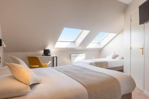 The Originals Boutique, Hotel Porte De Dieppe - Room Features and Amenities