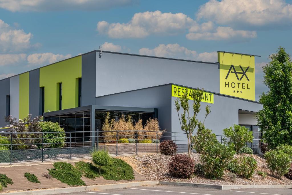 The Originals City, Ax Hotel, La Châtaigneraie - Room Types and Features