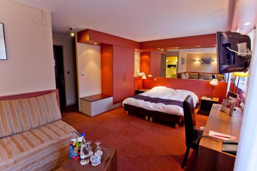 The Originals City, Hotel Ascotel, Lille East Grand Stadium - Amenities and Services Offered