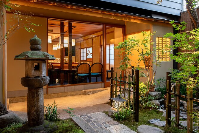 Tokyo Art Culture Tour Sannomaru Shozokan Museum & Sushi Making - Itinerary and Schedule