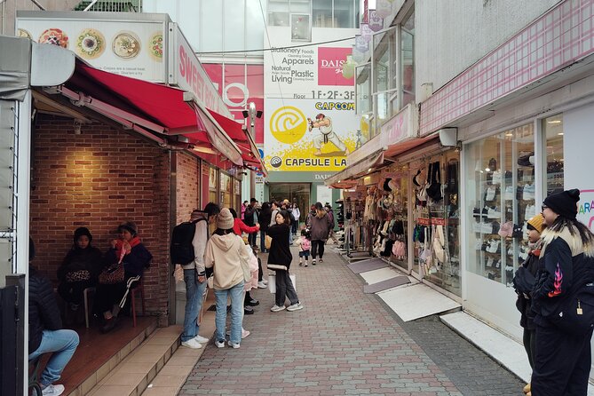 Tokyo Experience Kawaii in Harajuku City Walking Tour 1 Hour - Accessibility