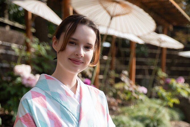 Tour in Kamakura Great Buddha Shogun Shrine With Photographer - The Hachimangu Shrine Experience