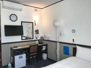 Toyoko INN Marseille Saint Charles - Facilities and Amenities