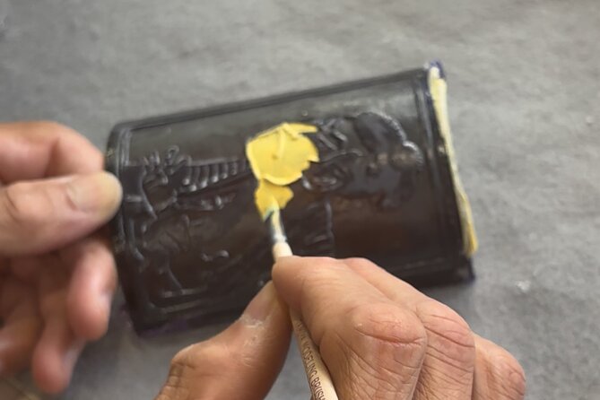 Ukiyoe Art on Glass Labels for Japanese Sake - Uncovering the History of Ukiyoe Printmaking