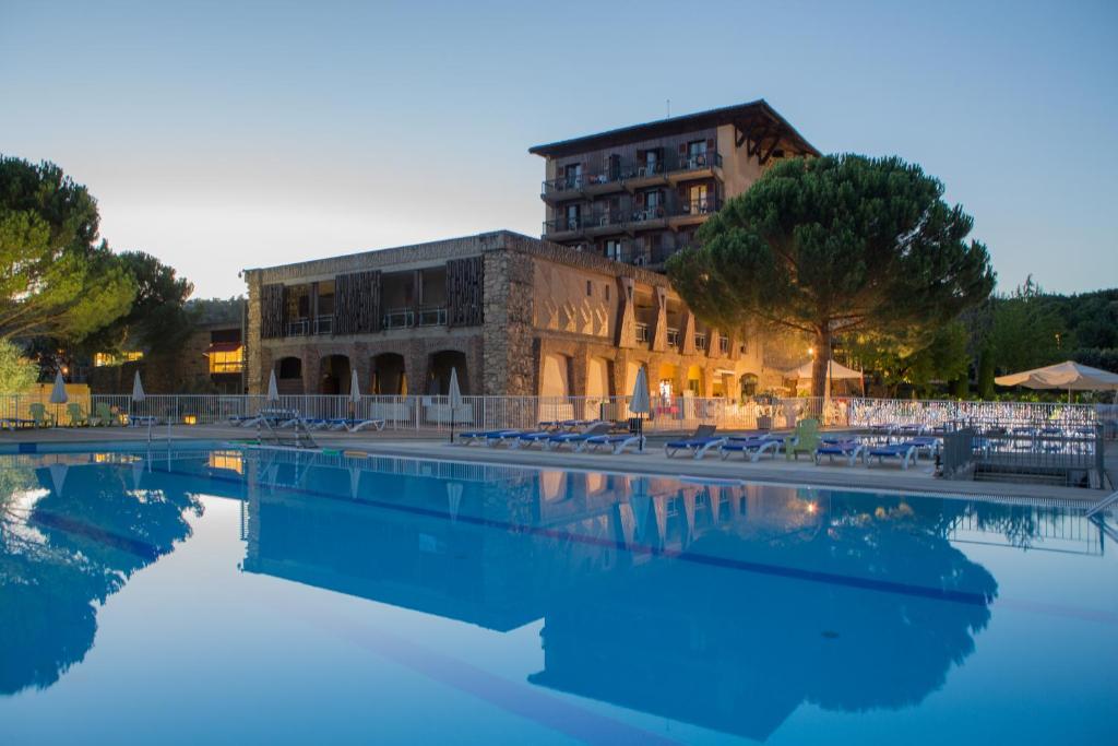 Vacances Bleues Hotel Castel Luberon - Amenities and Activities