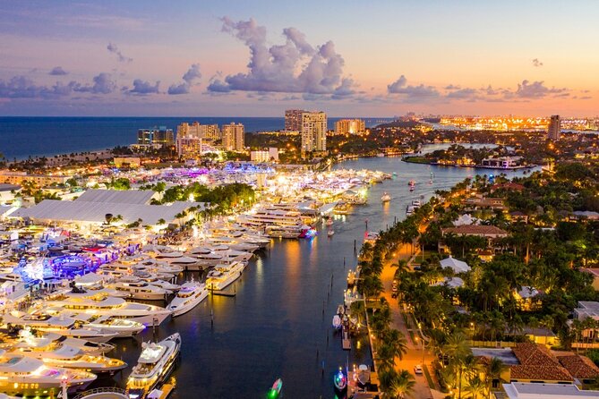 Venice of America Tour | Millionaires Row | Complimentary Drinks - Onboard Amenities