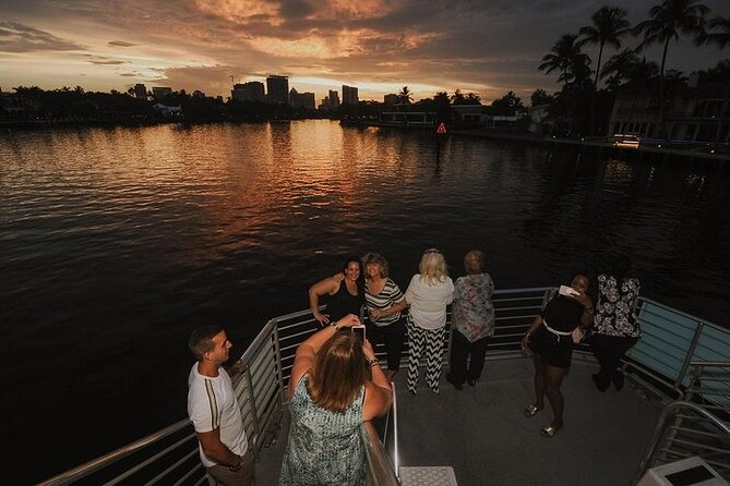 Water Taxi Evening Hop-On Hop-Off Sunset Sightseeing Cruise - Operating Hours and Availability