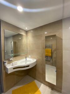 Zenao Apartments Le Cannet - The Sum Up