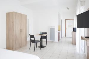 Zenitude Hôtel-Résidences La Versoix - Accommodation Options