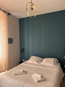 AppartHotel Under the Pines - Policies and Important Information