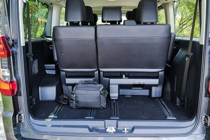 Arrival by Private Minivan From Kansai Airport KIX to Osaka City - Booking Requirements